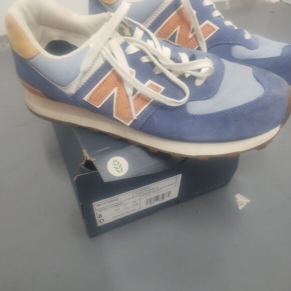 New Balance 574 - Picture 4 of 12